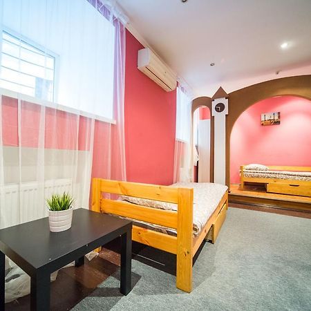 Chemodan Hostel Одеса Екстериор снимка