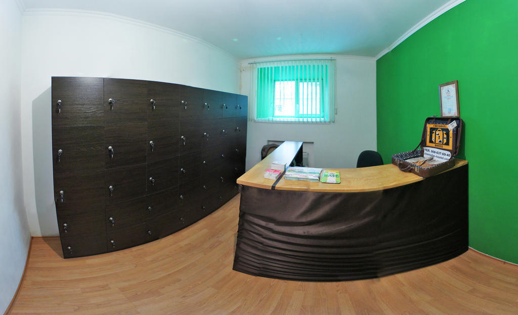 Chemodan Hostel Одеса Екстериор снимка