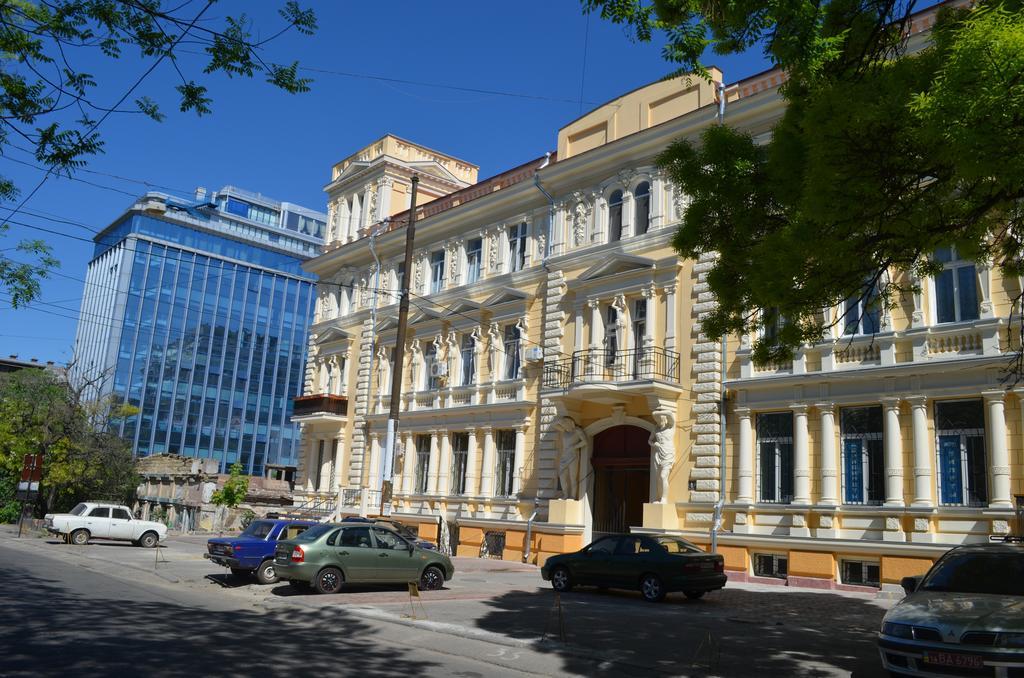 Chemodan Hostel Одеса Екстериор снимка